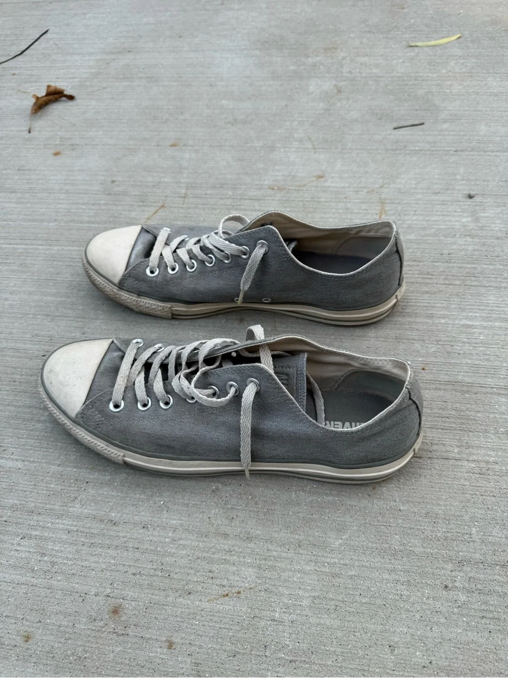 Vintage Converse Chuck Taylor All Star Faded Gray Low Top Sneakers Men’s 11